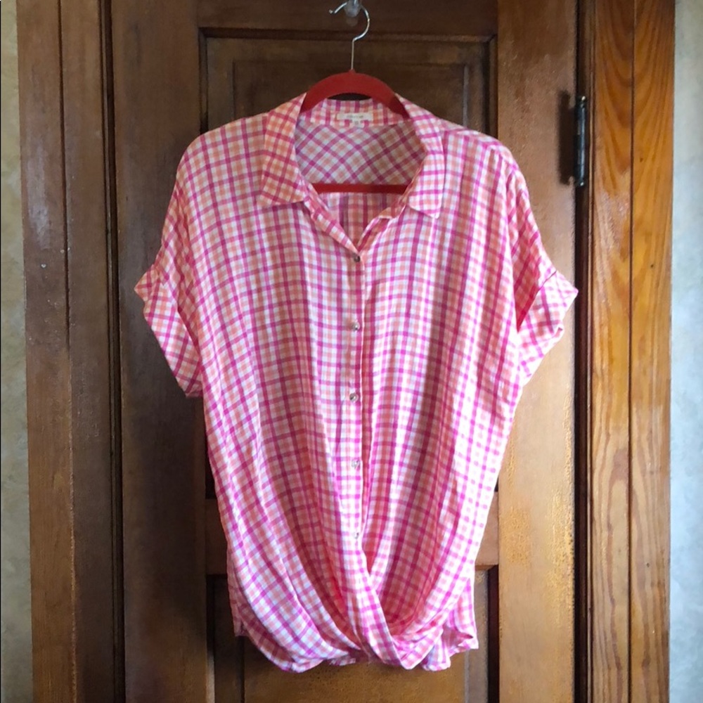 Light color plaid button down